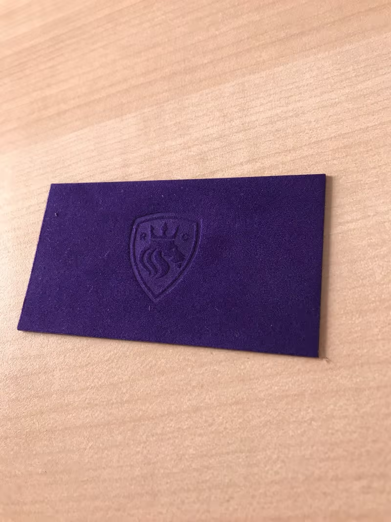 Mapa Etui sa znakom